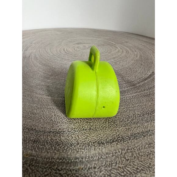 Vintage Fisher-Price Little People Lime Green Suitcase - Picture 2 of 6